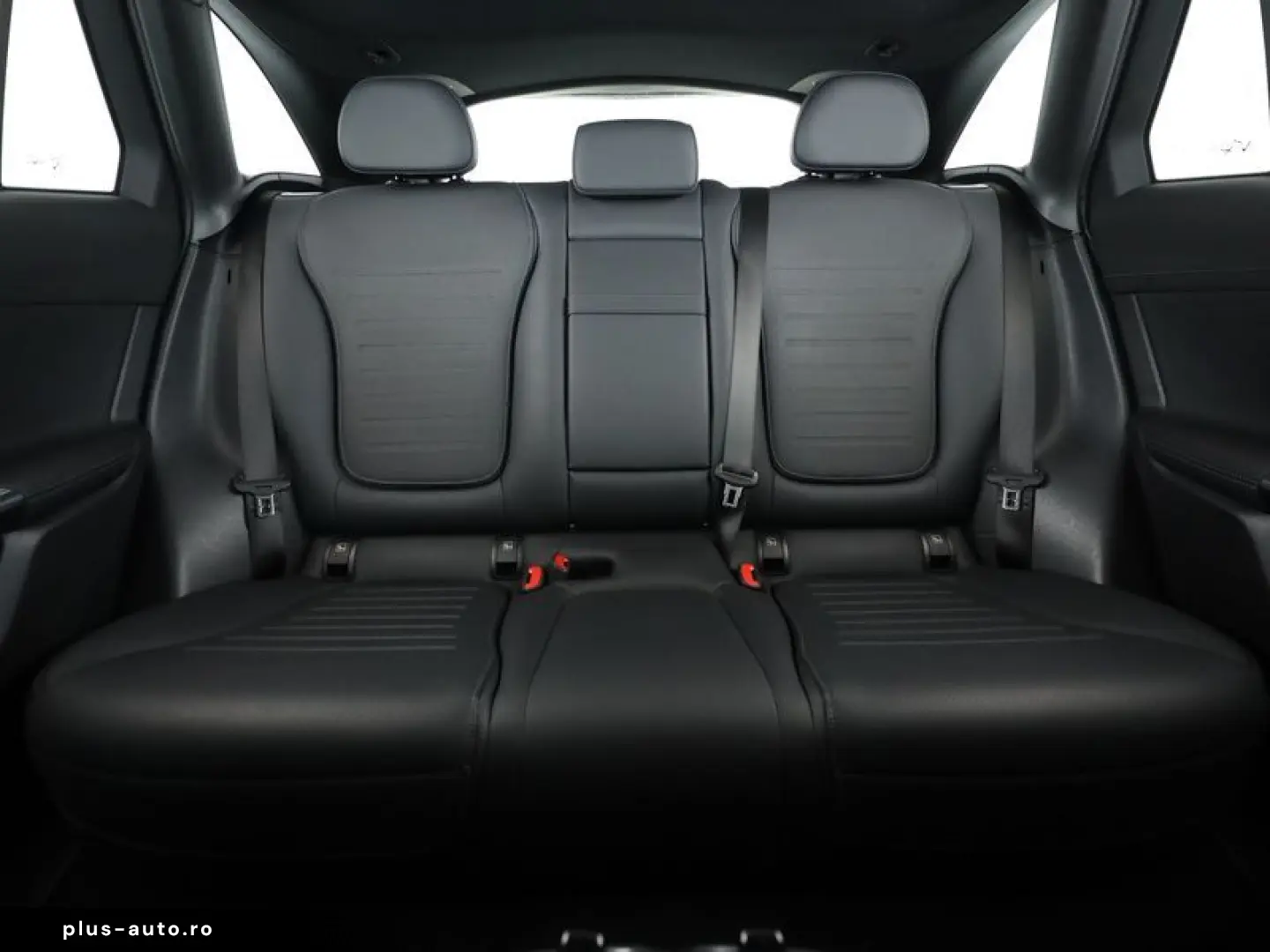 MERCEDES-BENZ GLC 220 d 4M AMG LED Panorama-SD Memory-P. AHK