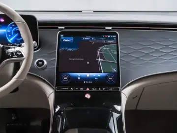 MERCEDES-BENZ EQS 450  SUV Electric-Art LED Pano-SD …