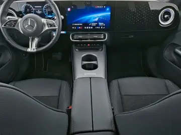 MERCEDES-BENZ CLA 250  EQ Progressive Night LED Panoramadach