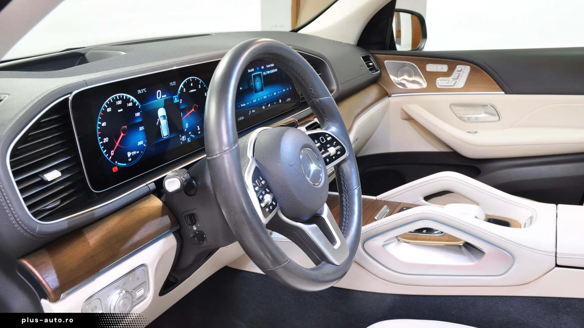 Mercedes Benz GLE 350i AMG HeadUp SoftClose PANO Burmester
