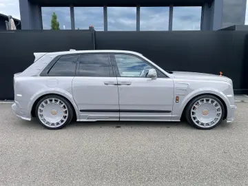 ROLLS ROYCE Cullinan Black Badge MANSORY 4-Seat Starlight