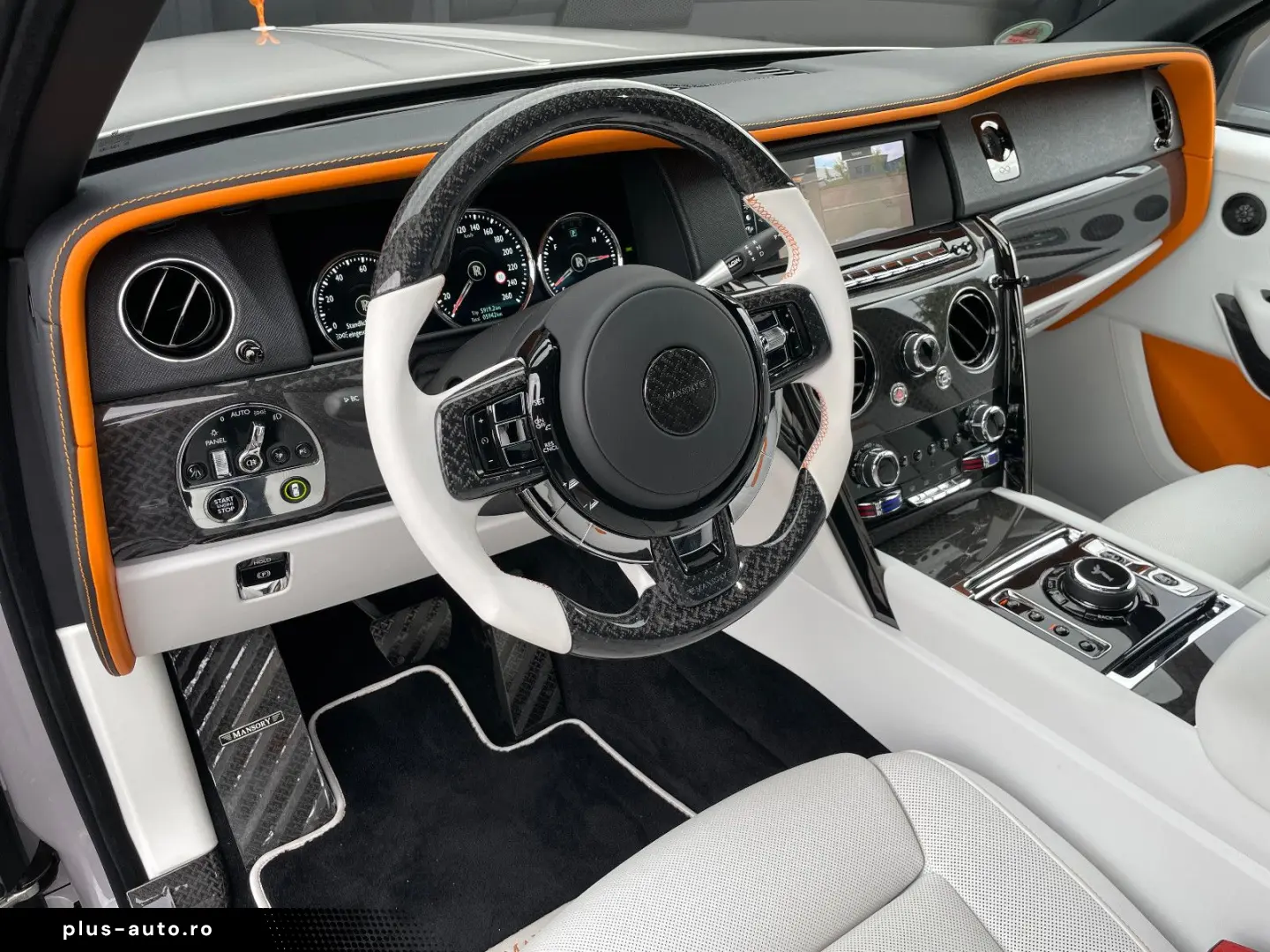 ROLLS ROYCE Cullinan Black Badge MANSORY 4-Seat Starlight