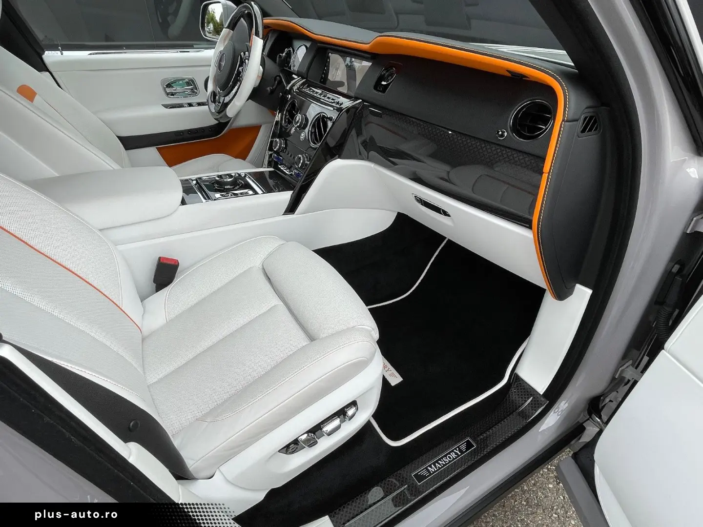 ROLLS ROYCE Cullinan Black Badge MANSORY 4-Seat Starlight