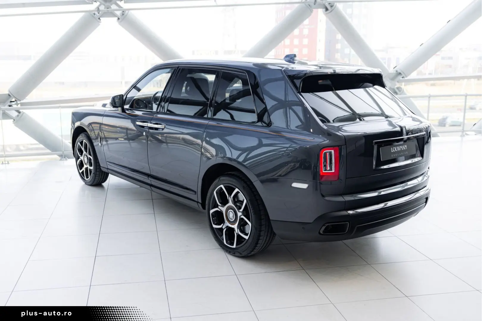 ROLLS ROYCE Cullinan 6.75 V12   Black Badge   Shooting Star