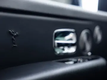 ROLLS ROYCE Cullinan 6.75 V12   Black Badge   Shooting Star