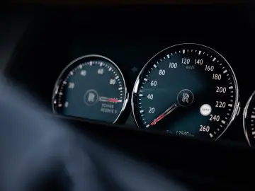 ROLLS ROYCE Cullinan 6.75 V12   Black Badge   Shooting Star
