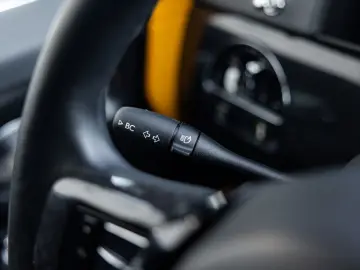 ROLLS ROYCE Cullinan 6.75 V12   Black Badge   Shooting Star