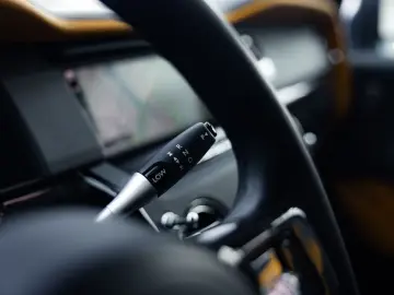ROLLS ROYCE Cullinan 6.75 V12   Black Badge   Shooting Star