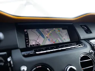 ROLLS ROYCE Cullinan 6.75 V12   Black Badge   Shooting Star