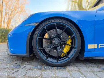PORSCHE 992 GT3 APPROVED 06 2028 PCCB Lift Clubsport