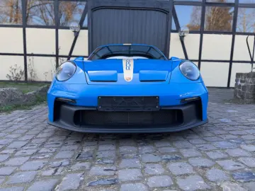 PORSCHE 992 GT3 APPROVED 06 2028 PCCB Lift Clubsport