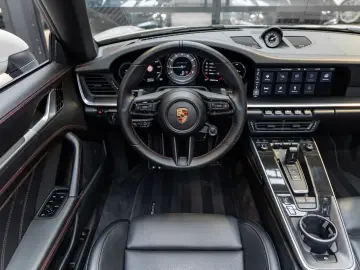 PORSCHE 992 992 Turbo S Cabrio Lift 360 kamera Stoelvent
