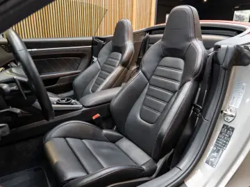 PORSCHE 992 992 Turbo S Cabrio Lift 360 kamera Stoelvent