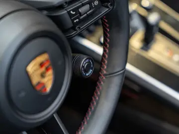PORSCHE 992 992 Turbo S Cabrio Lift 360 kamera Stoelvent