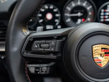 PORSCHE 992 992 Turbo S Cabrio Lift 360 kamera Stoelvent