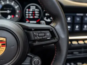 PORSCHE 992 992 Turbo S Cabrio Lift 360 kamera Stoelvent