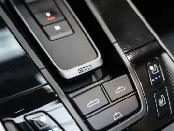 PORSCHE 992 992 Turbo S Cabrio Lift 360 kamera Stoelvent