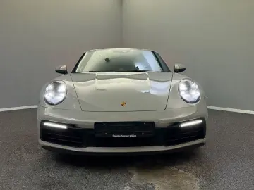 PORSCHE 992 Targa 4 1.HD U-FREI S-HEFT CHRONO MEGA-AUSST
