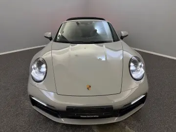 PORSCHE 992 Targa 4 1.HD U-FREI S-HEFT CHRONO MEGA-AUSST
