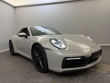 PORSCHE 992 Targa 4 1.HD U-FREI S-HEFT CHRONO MEGA-AUSST