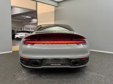 PORSCHE 992 Targa 4 1.HD U-FREI S-HEFT CHRONO MEGA-AUSST