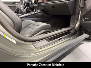 PORSCHE 992 911 Carrera 4 GTS Cabriolet InnoDrive BOSE