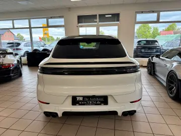 PORSCHE Cayenne GTS Coupe SportDesign AHK ACC HeadUp