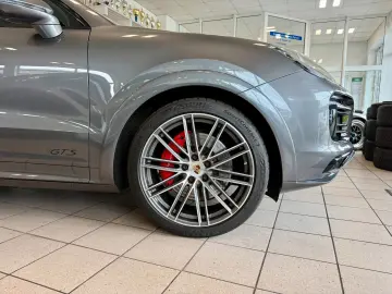 PORSCHE Cayenne GTS Coupe SportDesign AHK ACC HUD