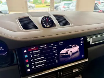 PORSCHE Cayenne GTS Coupe SportDesign AHK ACC HUD