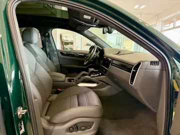 PORSCHE Cayenne Coupe Turbo S E-Hybrid   PTS