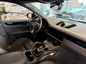 PORSCHE Cayenne Coupe Turbo S E-Hybrid   PTS