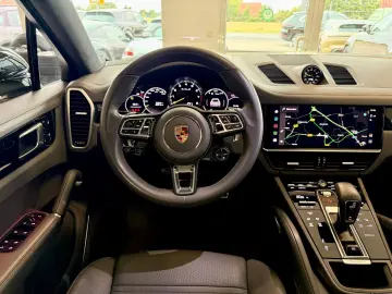 PORSCHE Cayenne Coupe Turbo S E-Hybrid   PTS