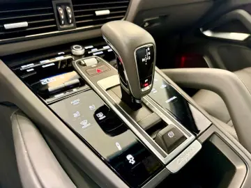 PORSCHE Cayenne Coupe Turbo S E-Hybrid   PTS