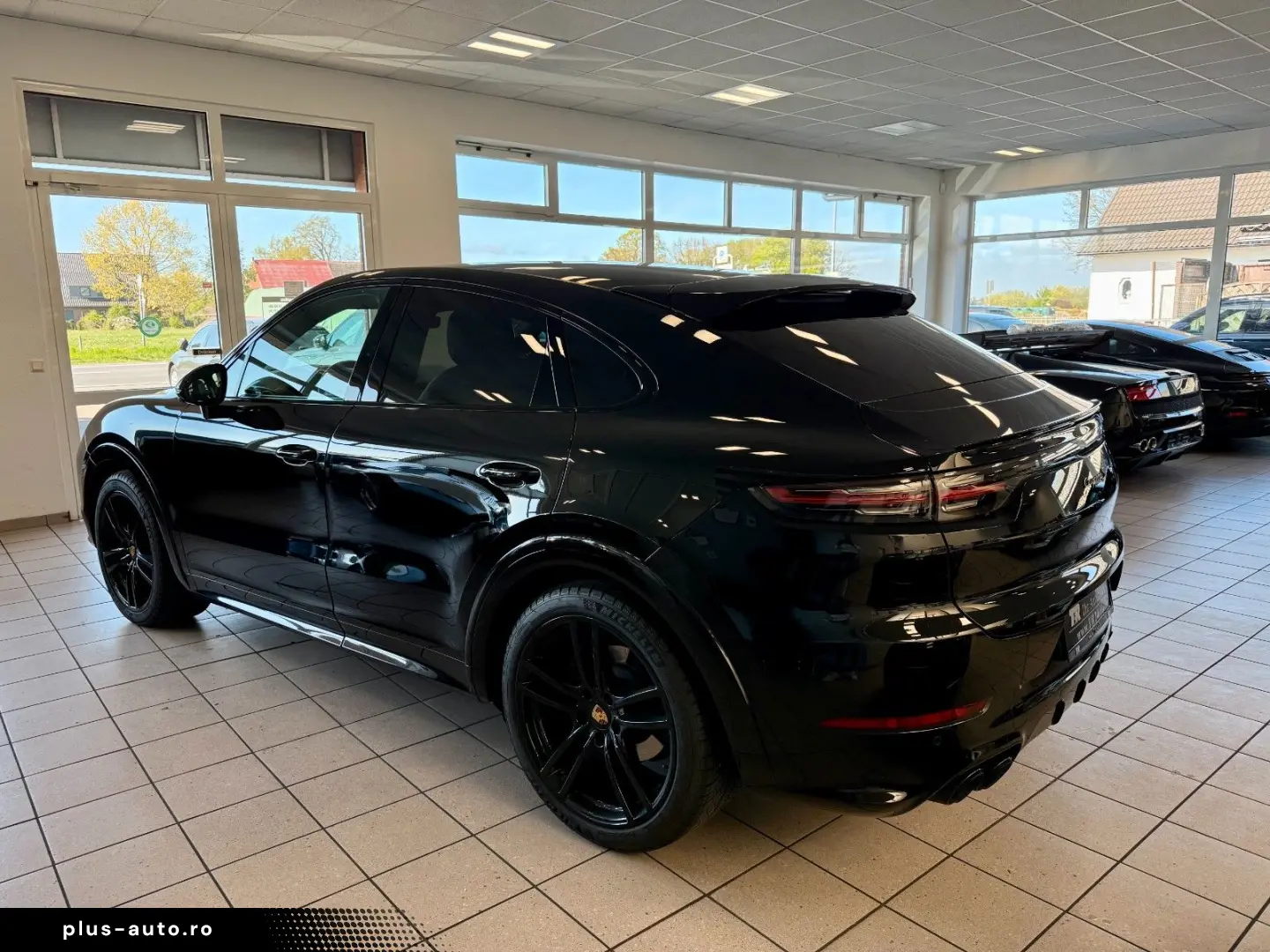 PORSCHE Cayenne Coupe Platinum Edition SportDesign