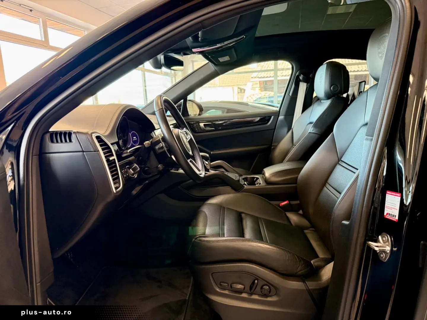 PORSCHE Cayenne Coupe Platinum Edition SportDesign