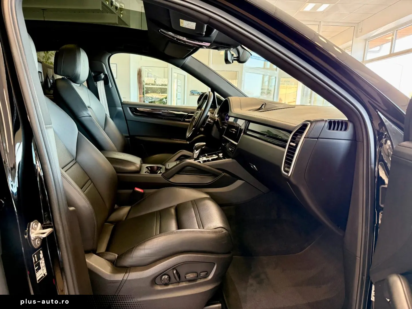 PORSCHE Cayenne Coupe Platinum Edition SportDesign