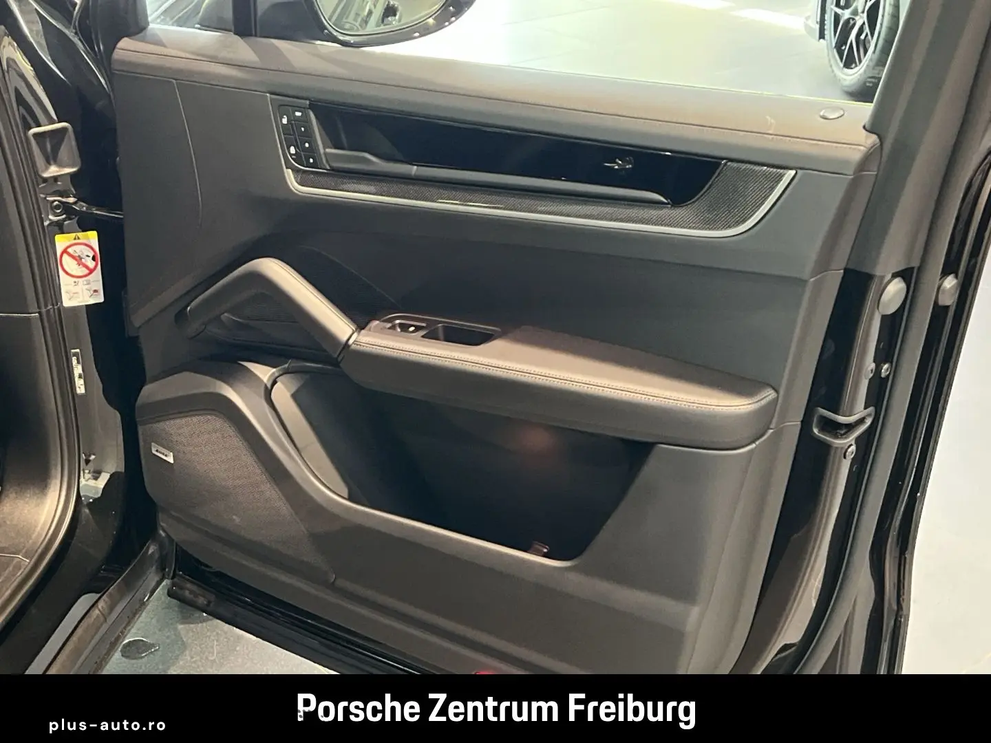 PORSCHE Cayenne S E-Hybrid InnoDrive Head-Up PDCC BOSE