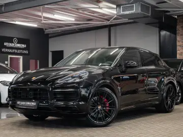 PORSCHE Cayenne Coupe GTS SPORT-DESIGN CHRONO PAKET BOSE