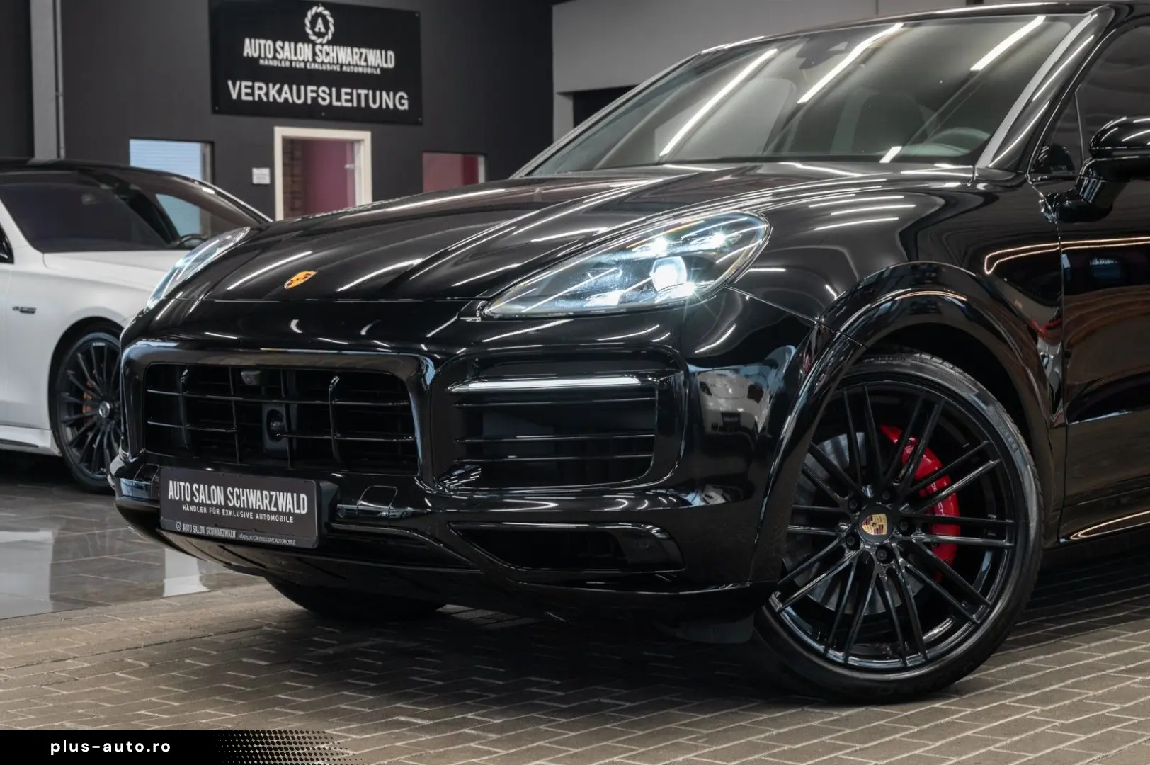 PORSCHE Cayenne Coupe GTS SPORT-DESIGN CHRONO PAKET BOSE