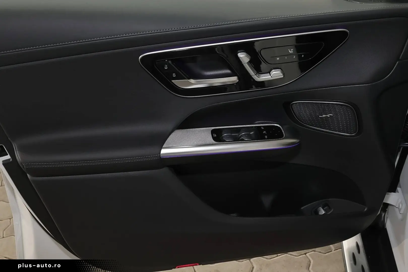 MERCEDES-BENZ GLC 300 d 4M AMG 360  DIG-LED Pano AHK&hellip;