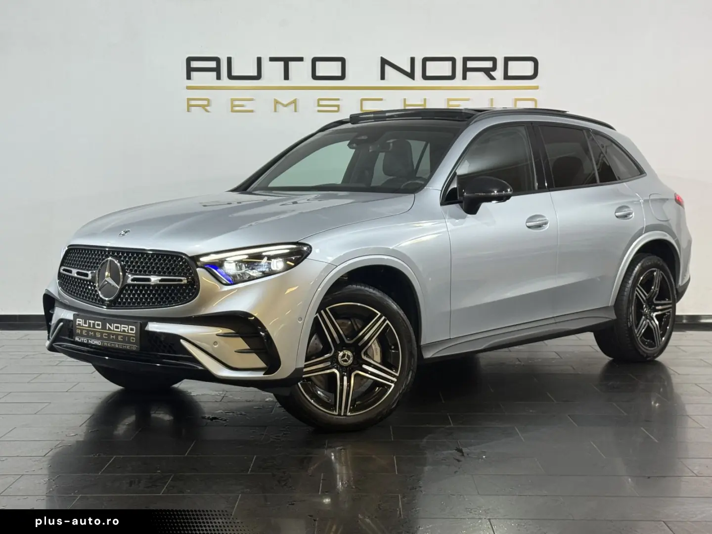 MERCEDES-BENZ GLC 300 de 4M. AMG Pano 360  Digital AHK Night