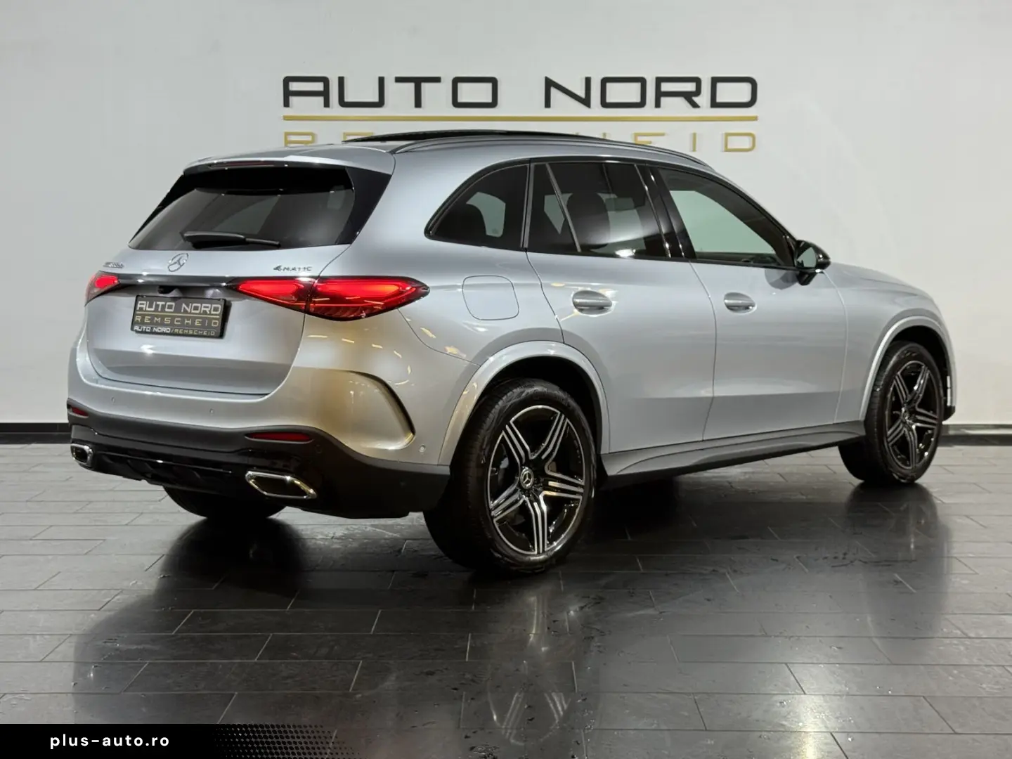 MERCEDES-BENZ GLC 300 de 4M. AMG Pano 360  Digital AHK Night
