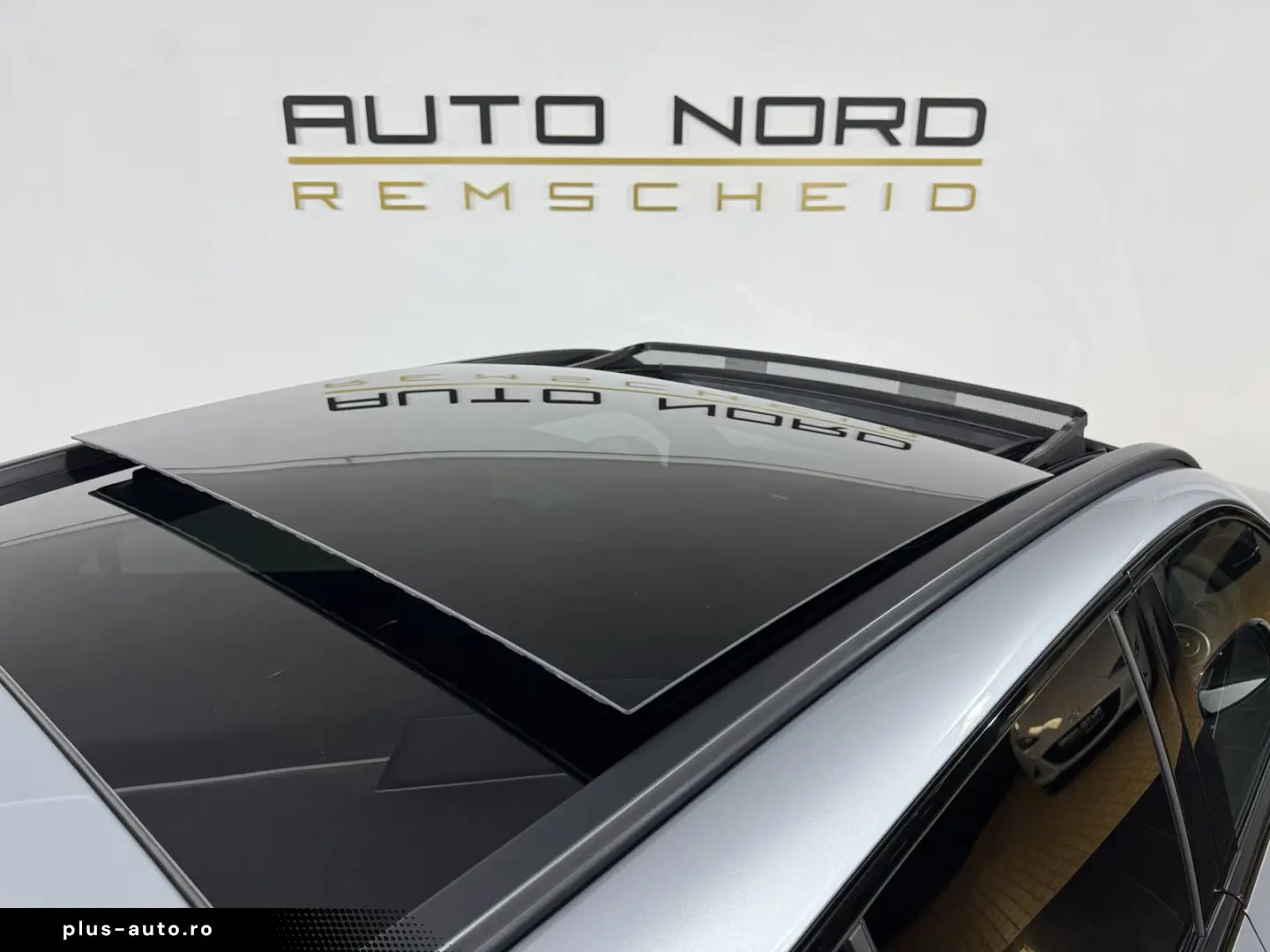 MERCEDES-BENZ GLC 300 de 4M. AMG Pano 360  Digital AHK Night