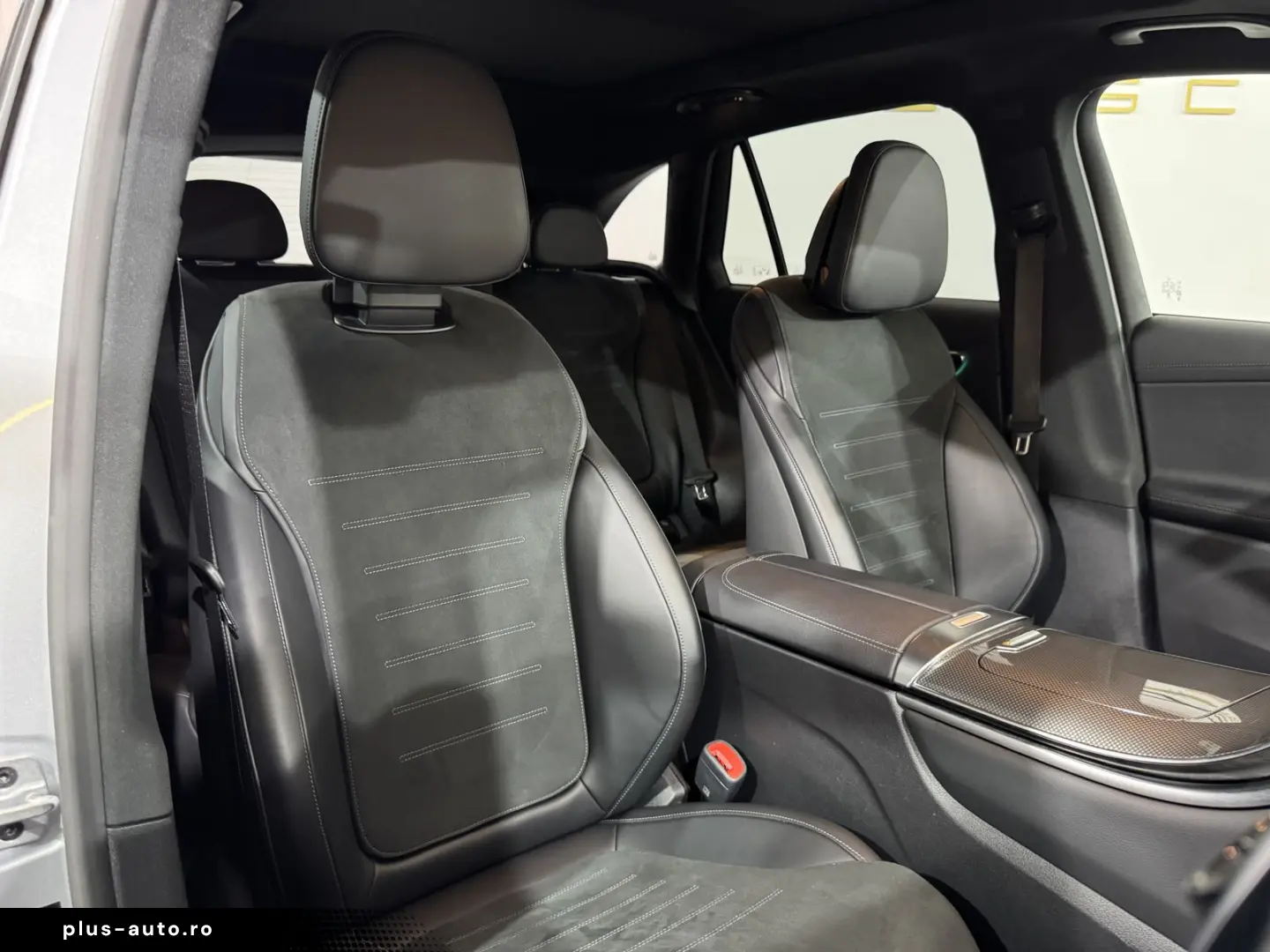 MERCEDES-BENZ GLC 300 de 4M. AMG Pano 360  Digital AHK Night