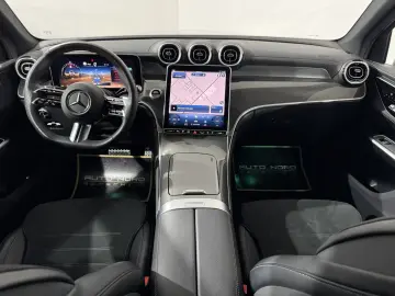 MERCEDES-BENZ GLC 300 de 4M. AMG Pano 360  Digital AHK Night