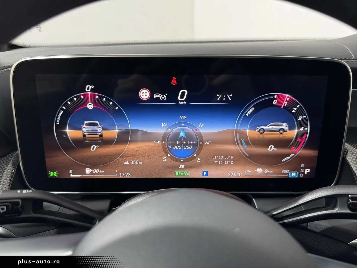 MERCEDES-BENZ GLC 300 de 4M. AMG Pano 360  Digital AHK Night