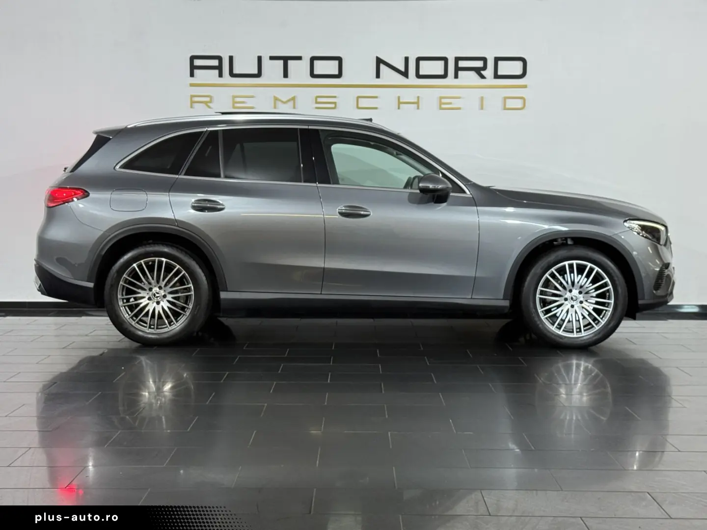 MERCEDES-BENZ GLC 220 d 4M. Pano AHK Leder Memory OLED MWST