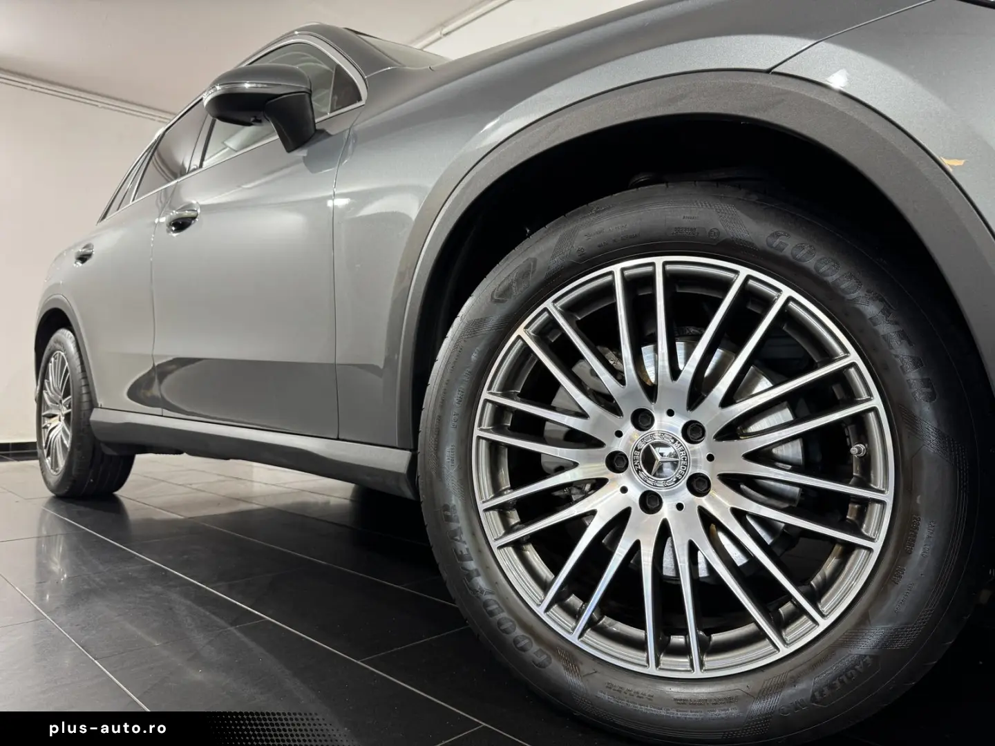 MERCEDES-BENZ GLC 220 d 4M. Pano AHK Leder Memory OLED MWST