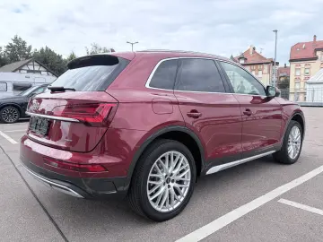 AUDI Q5 40 TDI qu. S line PANO AHK 360  20 ALU LED