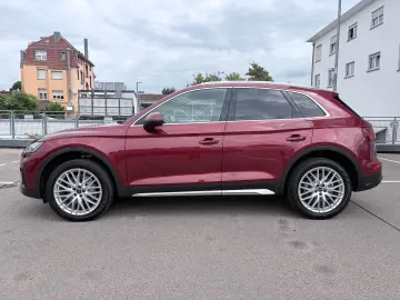 AUDI Q5 40 TDI qu. S line PANO AHK 360  20 ALU LED